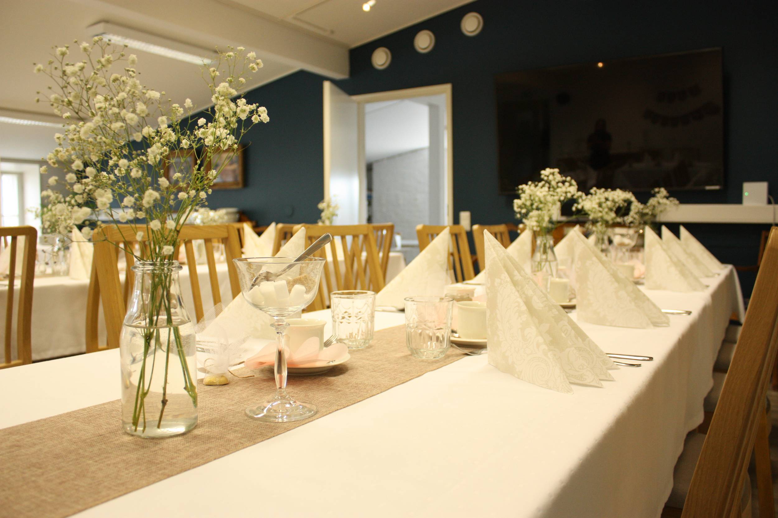 Party decorations and flowers in the stylish and cozy Taito Gallery. 
